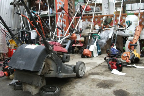 小型農業機械の修理